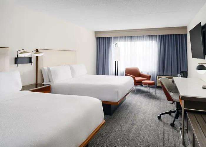 Courtyard Chicago Midway AirportAirport Hotel