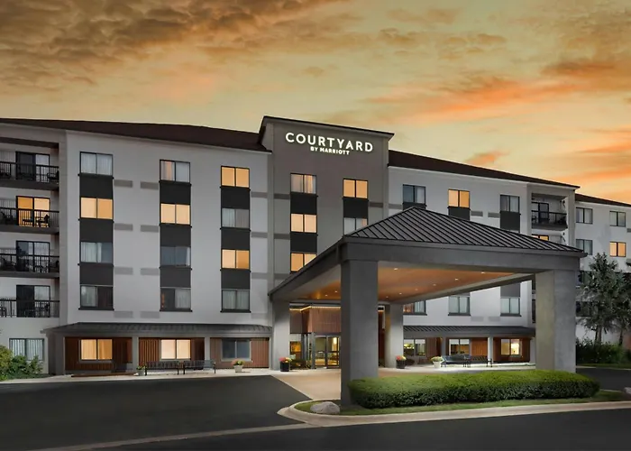 Courtyard Chicago Midway AirportAirport Hotel